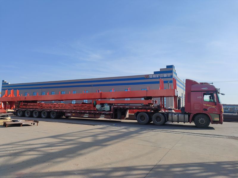 電動(dòng)葫蘆門式起重機(jī)  2臺(tái) MHxh10t—24m 制作完成，發(fā)往湖北交付客戶使用